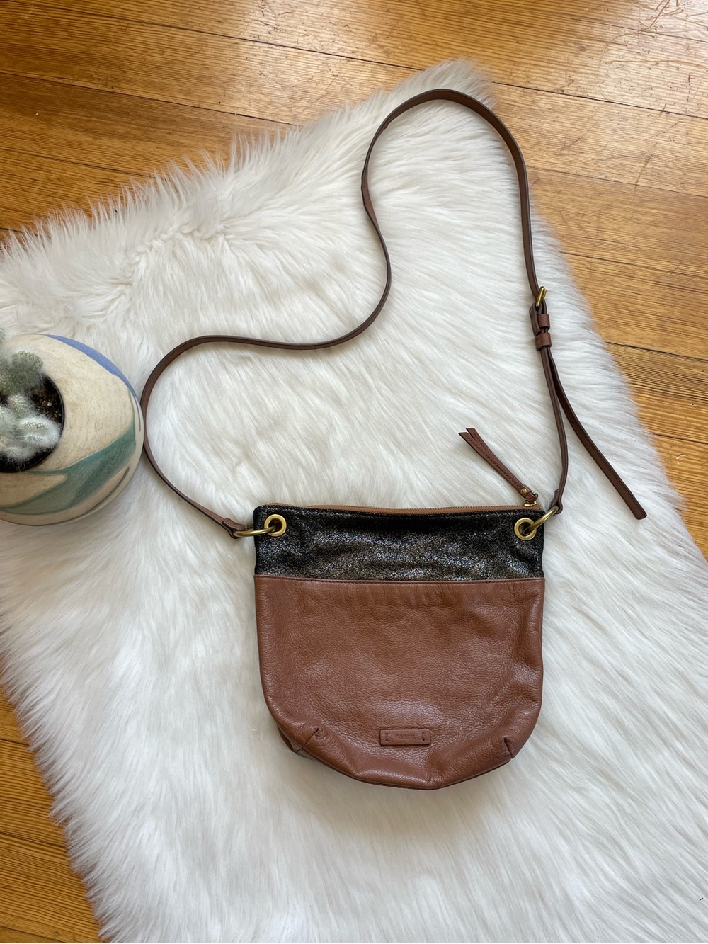 Fossil crossbody leather bag